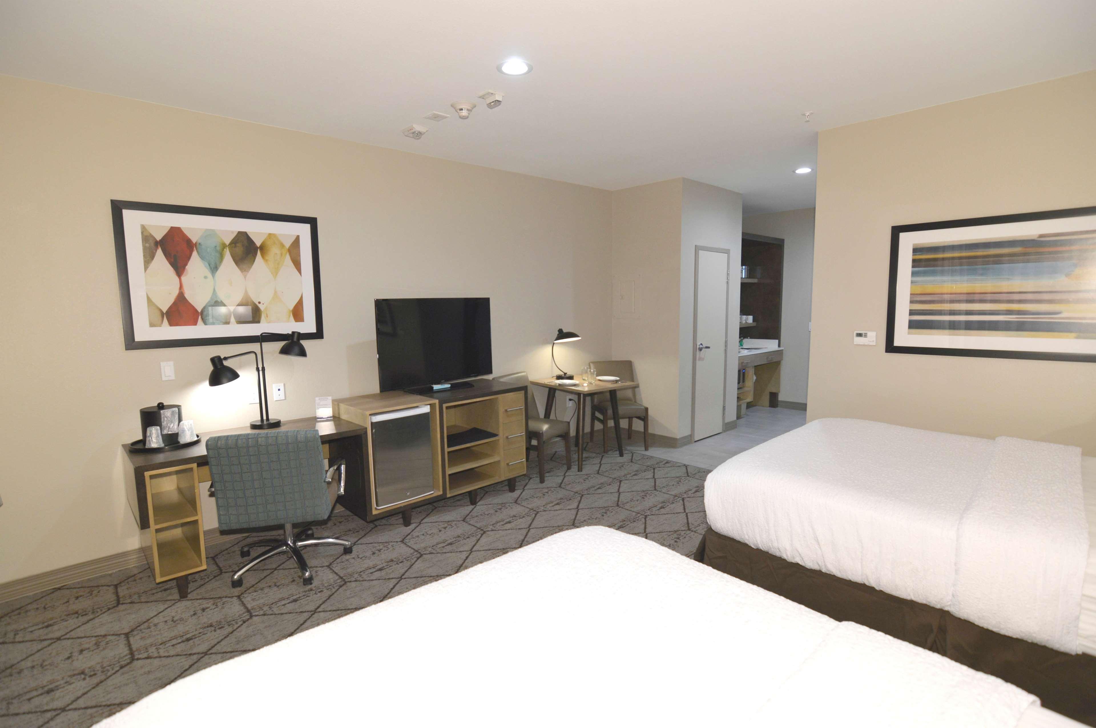 Best Western Plus Pleasanton Hotel Exterior foto
